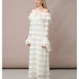 DIANA VEVINA 一字肩荷叶边大翻领蕾丝连衣裙