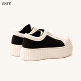 SMFK 2406 拥抱滑板鞋 黑白