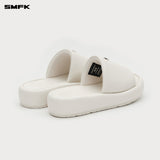 SMFK 2504 十字徽章拖鞋女鞋/雪山白