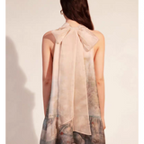 KINGWEN 2508 印花挂脖系带连衣裙