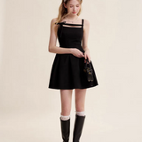 Kroche 2505 立体蝴蝶结镂空吊带连衣裙