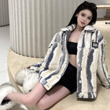 13DE MARZO | SS2309 Bear Stripe Fleece Coat Grey