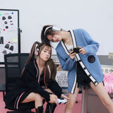Via Pitti ×王者荣耀 绣花加厚v领毛衣外套 黑
