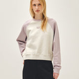 MARITHE 2603 W经典标识宽松短款连帽衫 浅紫