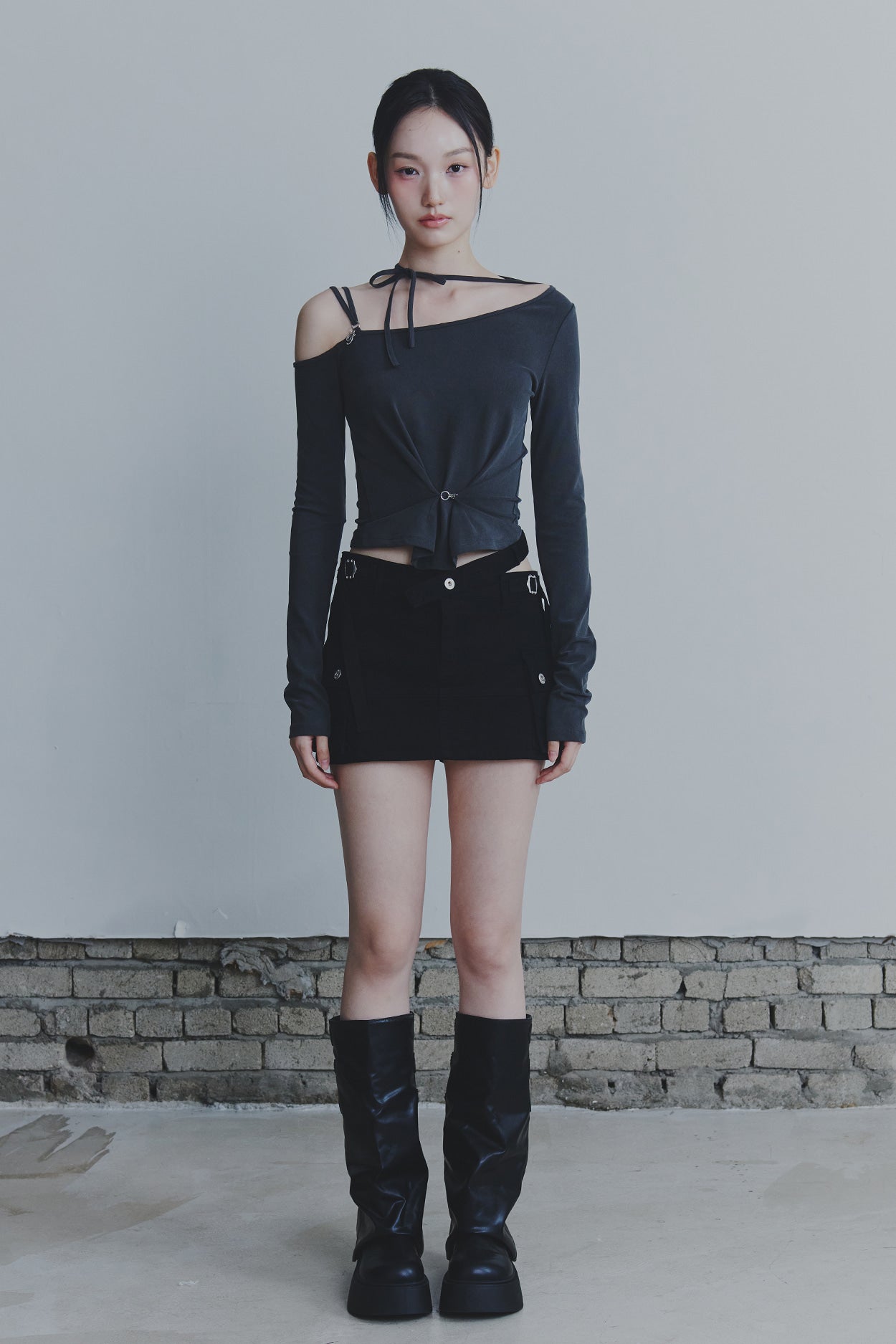 Hurts Ruby PAIN OR PLEASURE 2605 RUBY HOOK LONG SLEEVE CHARCOAL – Lines Up