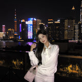 KINGWEN 2510 白色绸缎飘带衬衫