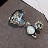 VIVIENNE WESTWOOD | 2506 Asymmetric Saturn Fritillaria Heart Earrings