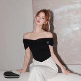 OZLANA SS2305 Off shoulder Bow Knit Dress Black+Cream