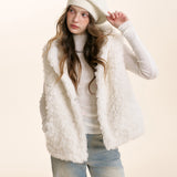 Kroche 2511 熊耳朵连帽皮毛一体羊羔毛马甲