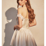 KINGWEN 2512 白色蕾丝肩带连衣裙