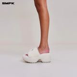 SMFK 2601十字雕像皮毛一体高跟拖鞋 雪山白