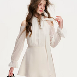 Kroche 2604 缎面拼接露肩收腰连衣裙