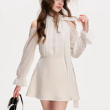 Kroche 2604 缎面拼接露肩收腰连衣裙